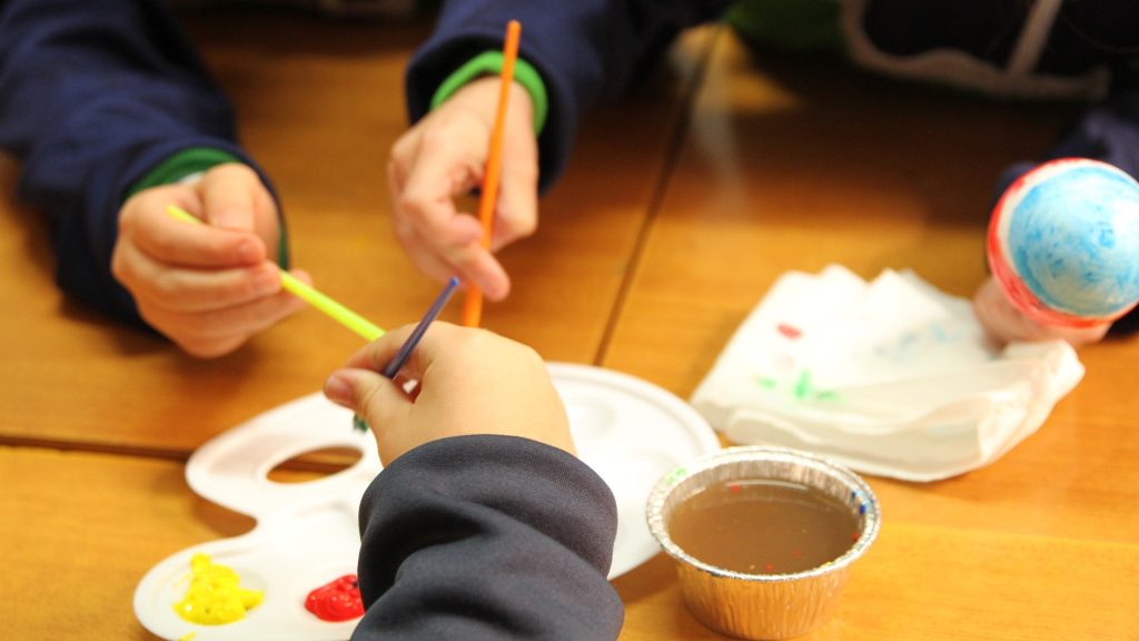 Children doing STEAM